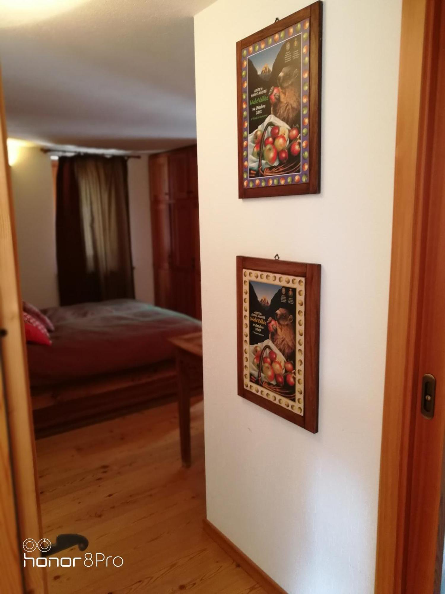 Agriturismo Au Jardin Fleuri Antey-Saint-André Zewnętrze zdjęcie